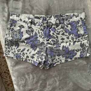 EUC Hurley Gray and Purple Leopard Twill Shorts Sz 13